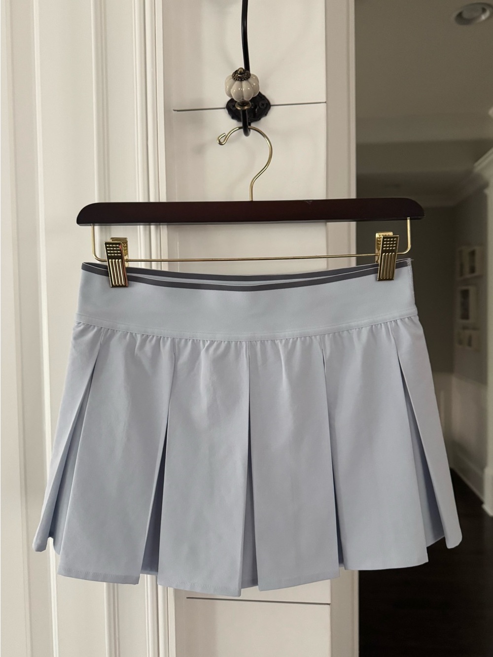 Lululemon Women’s Light Blue Box Pleat Tennis Skirt size 6